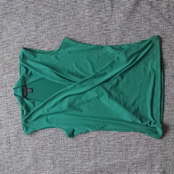 Banana Republic top - Picture 1 of 3